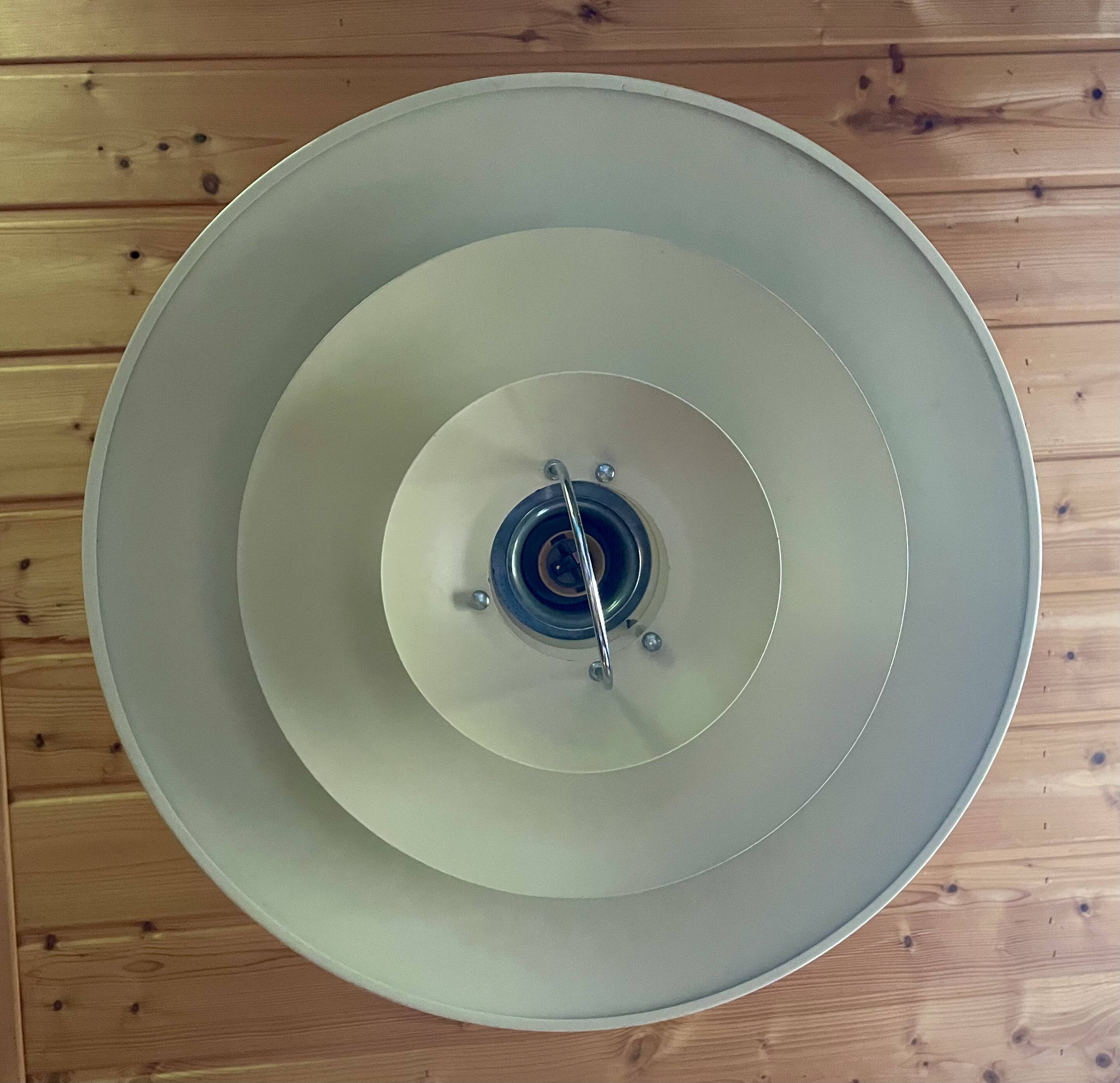 Large chandelier, vintage pendant light, inspired by "Poul Hennigsen", from the 80s