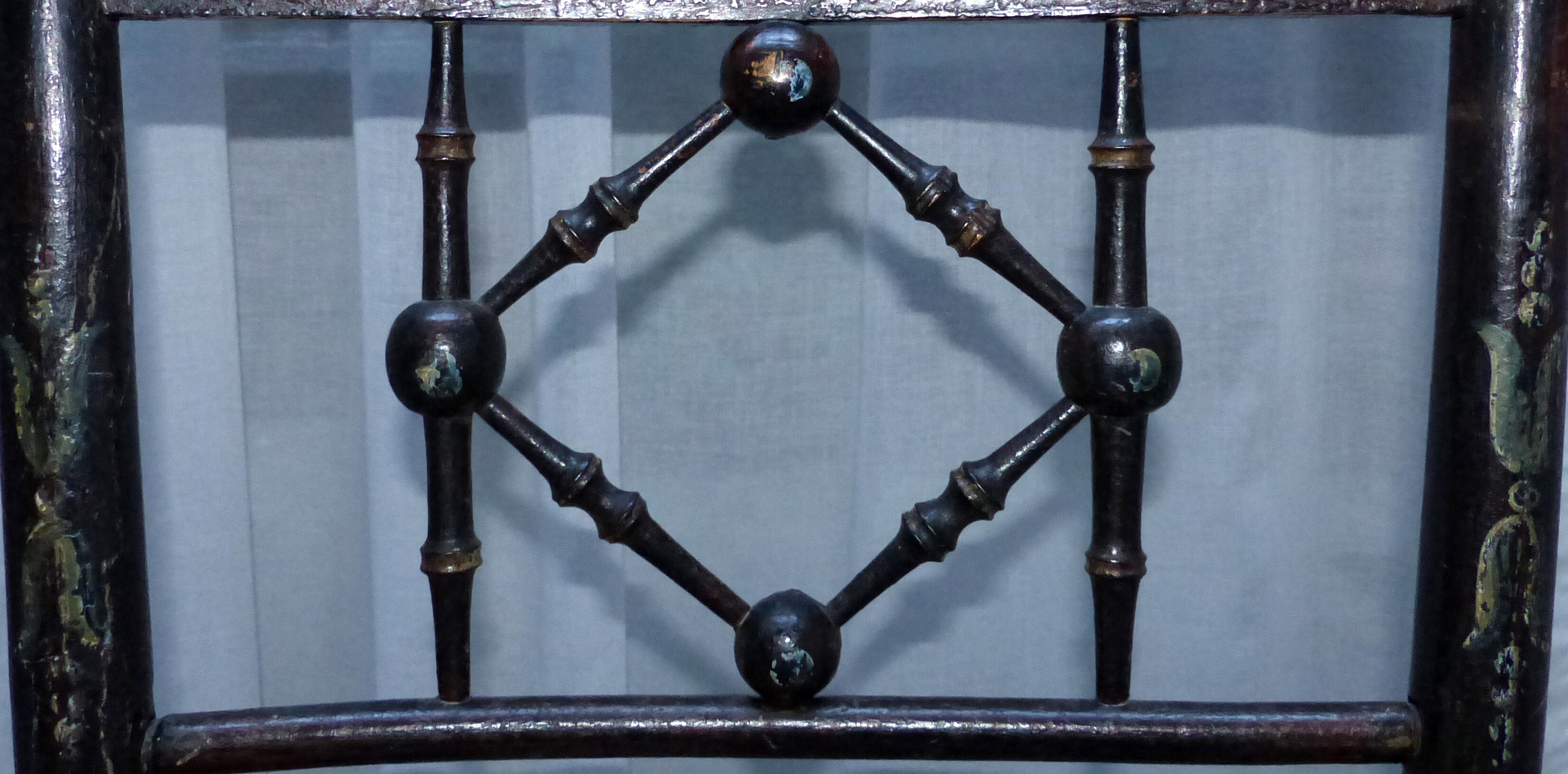 Paire de chaises anciennes