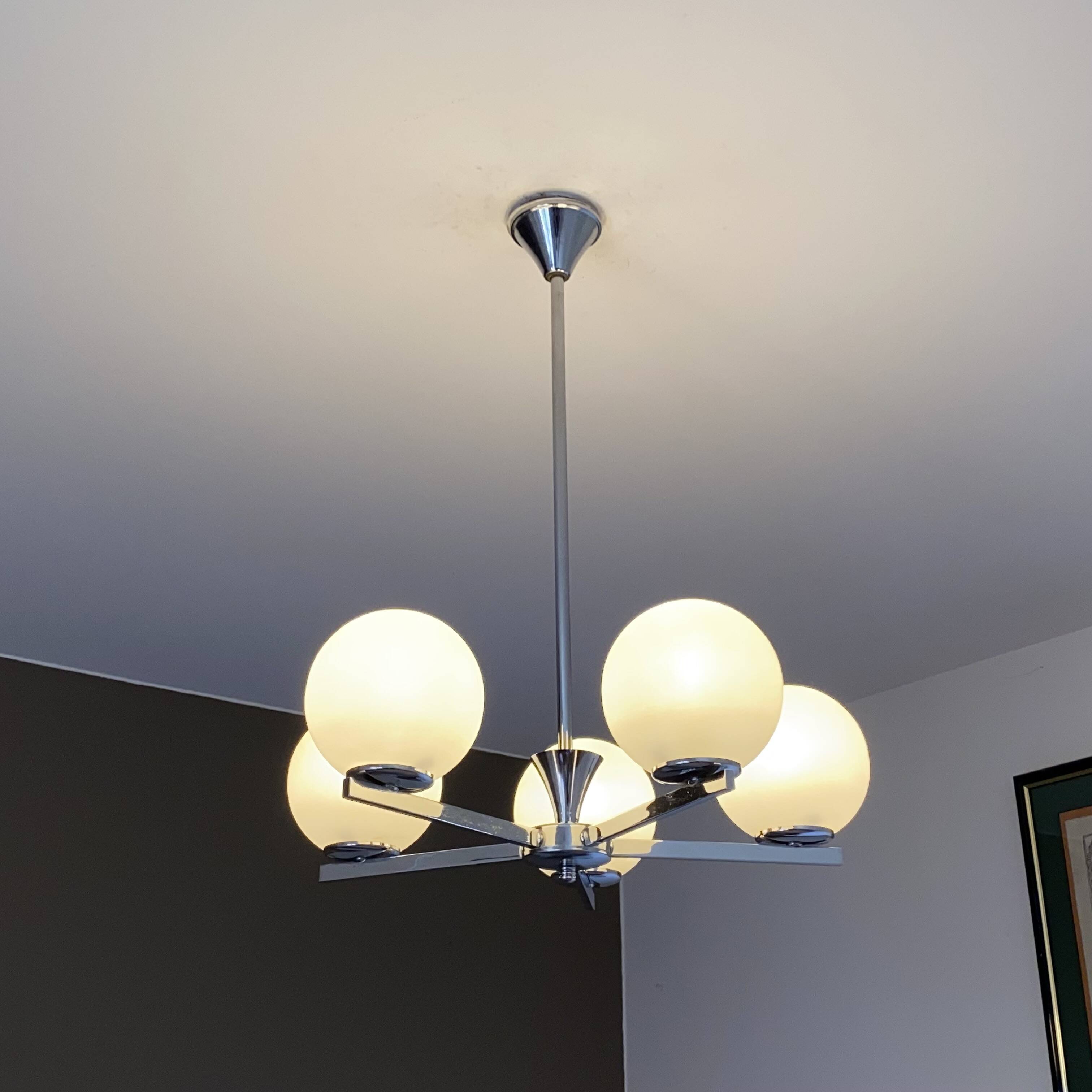 Lustre Spoutnik 5 globes. 1970. Space age.