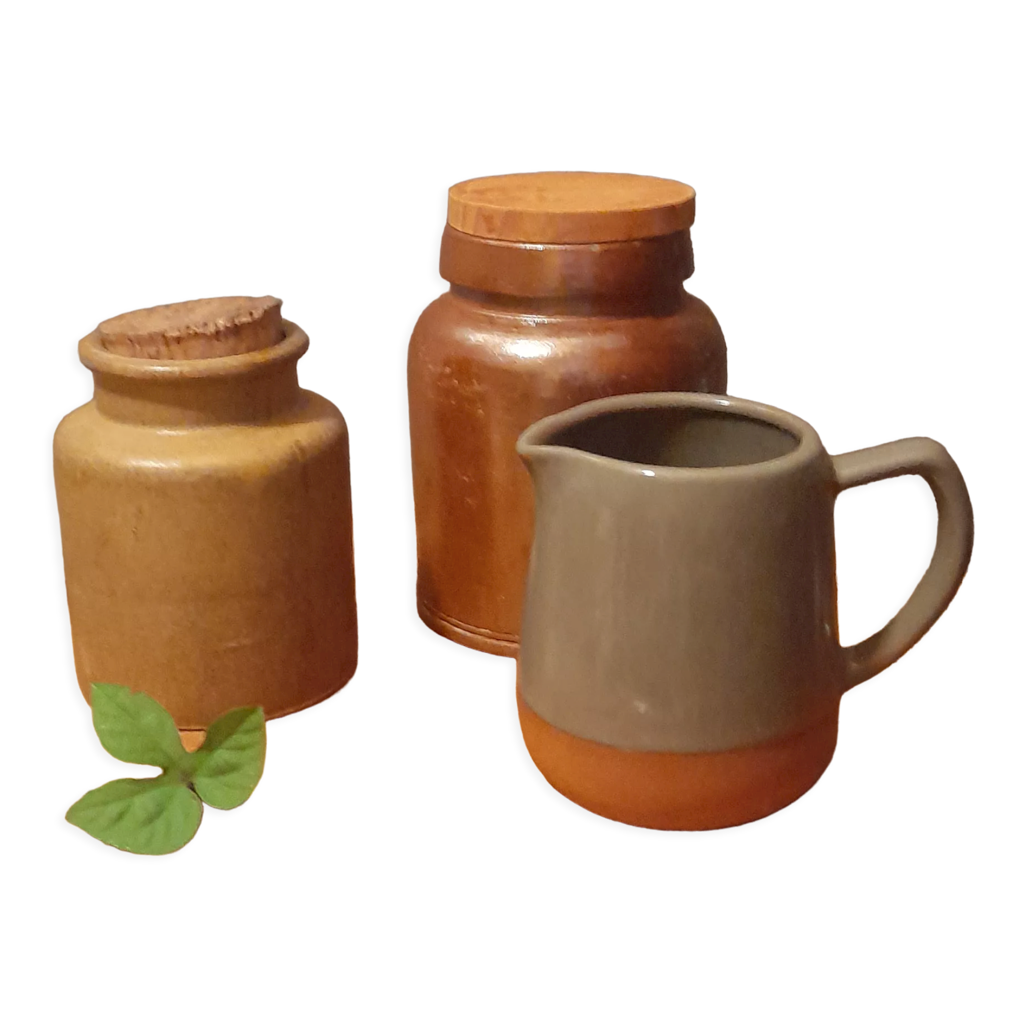 Trio of pottery & decorative stoneware pitcher - vintage