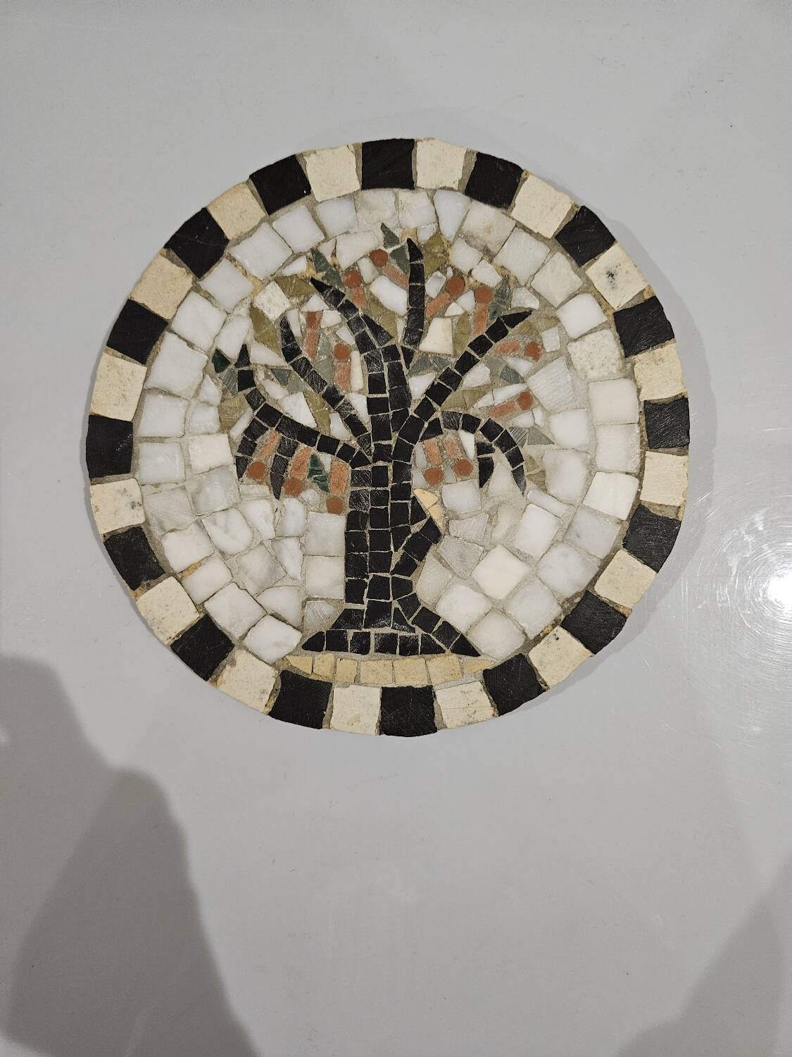 Plaque murale en mosaïque