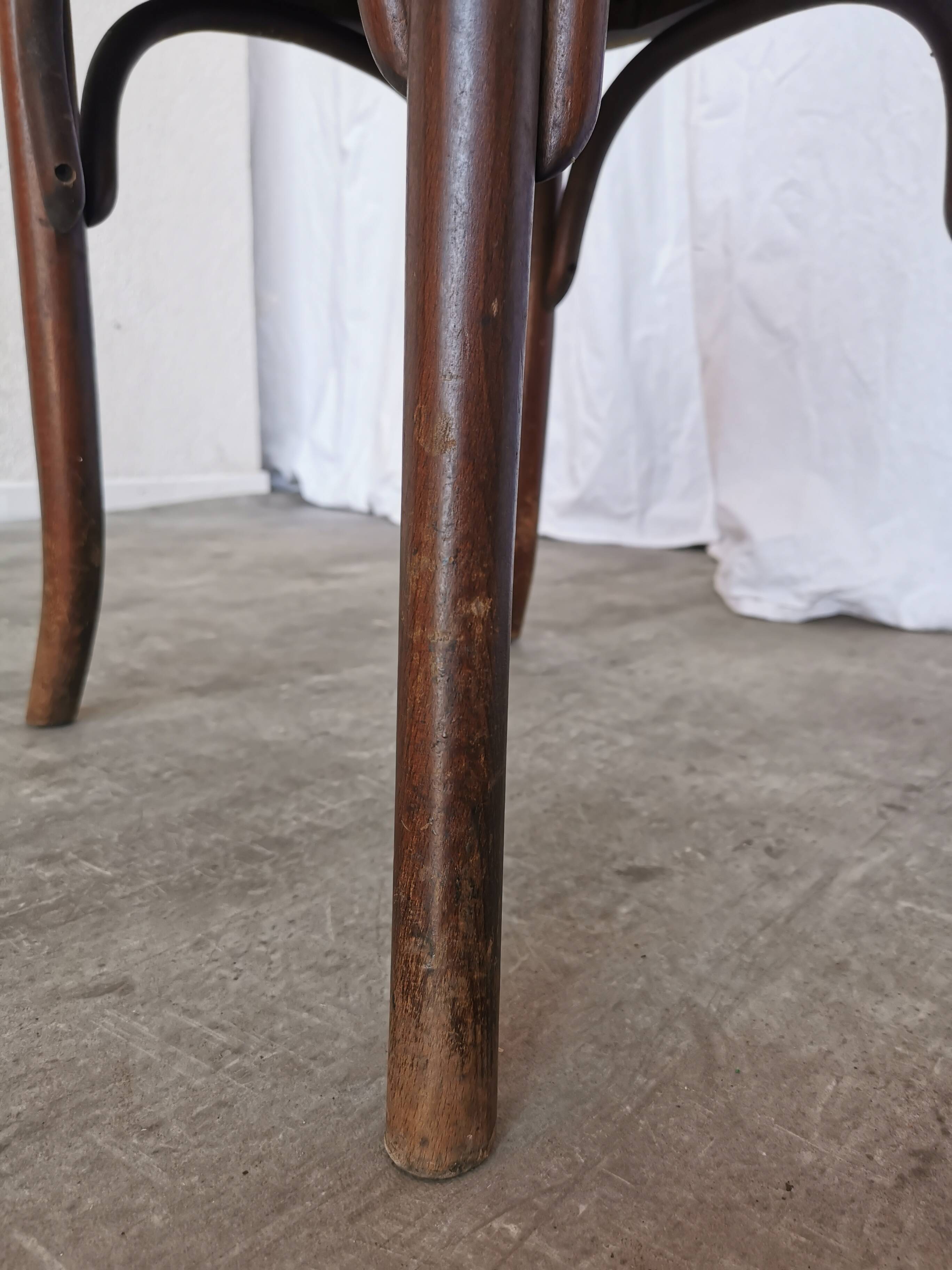 Chaise de salle à manger vintage en bois courbé : fauteuil style Thonet du milieu du siècle