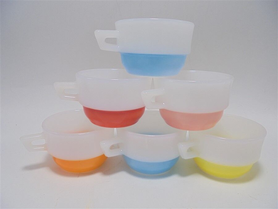 Set of 6 vintage cups