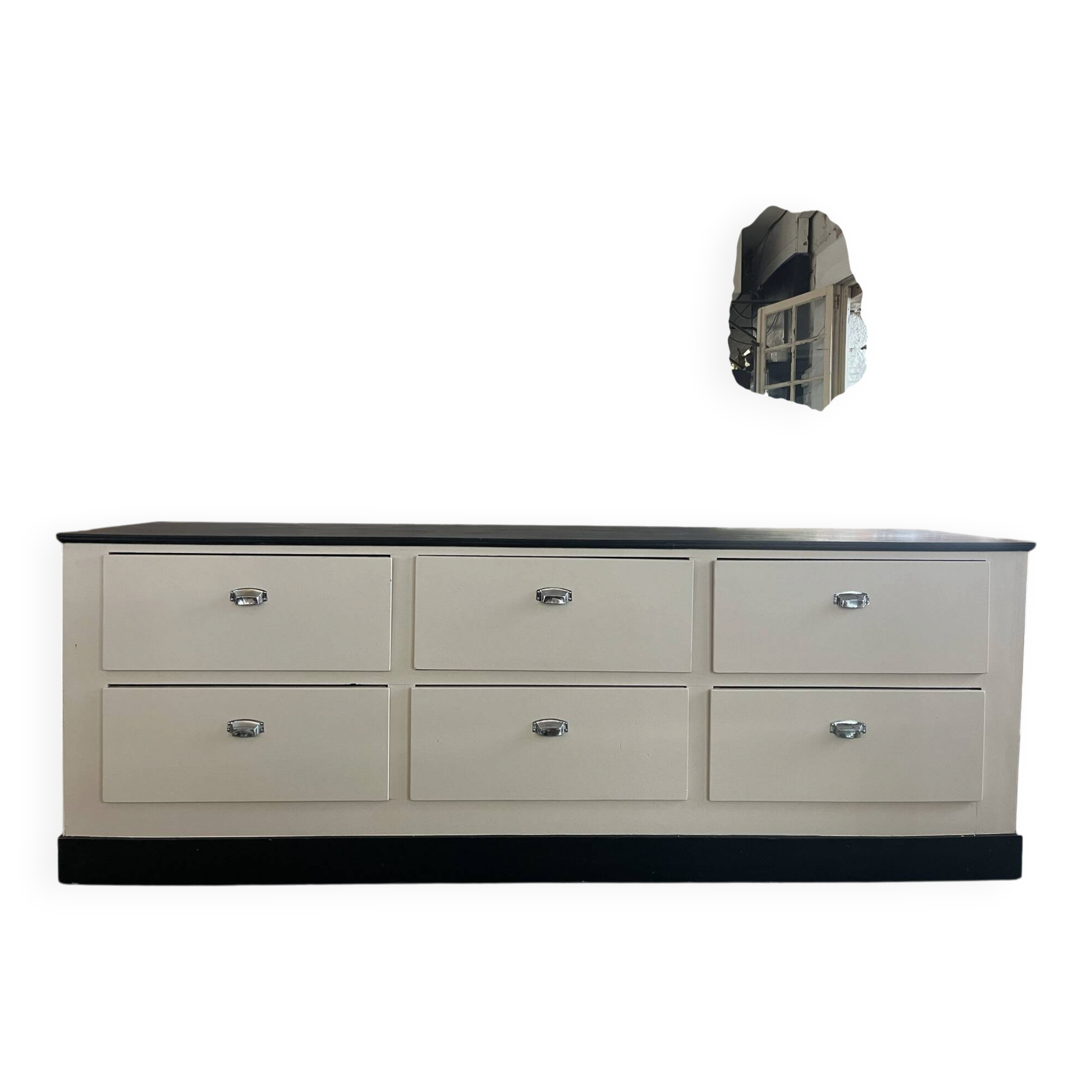 Shop counter