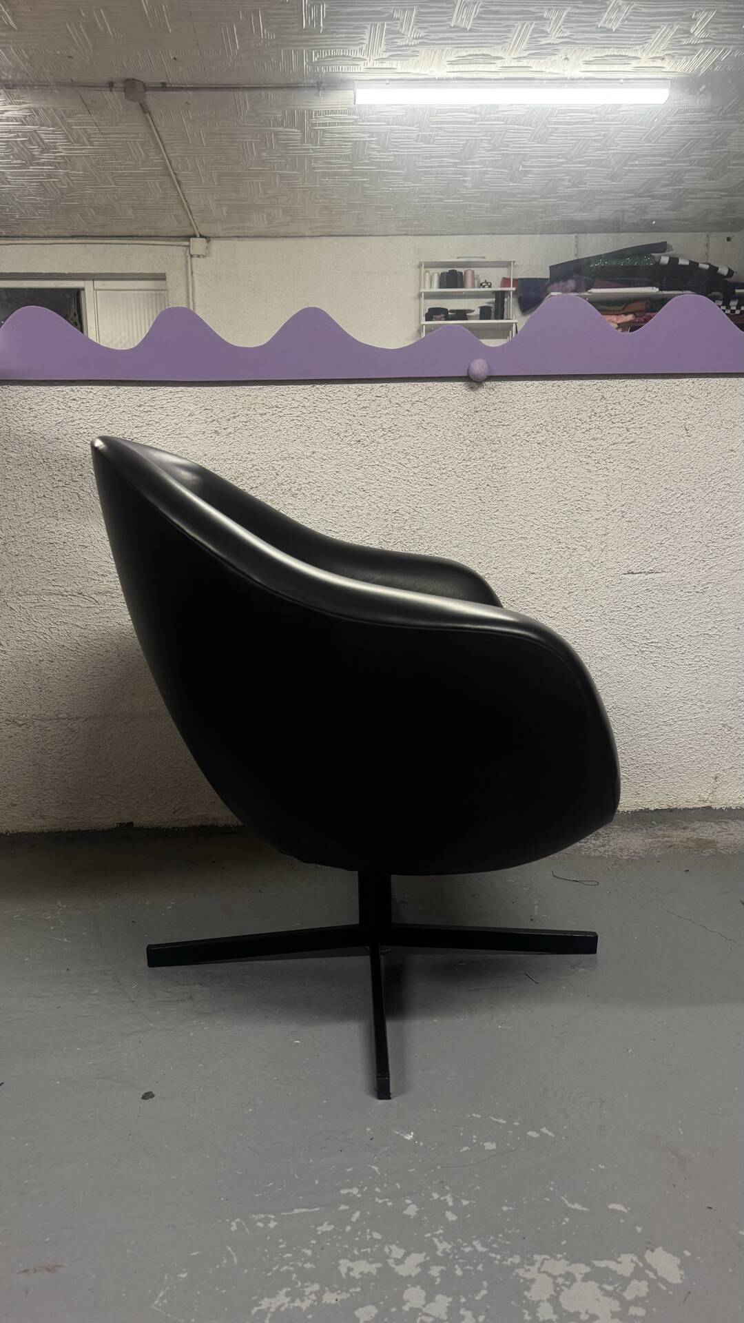 1970s swivel Orbital armchair