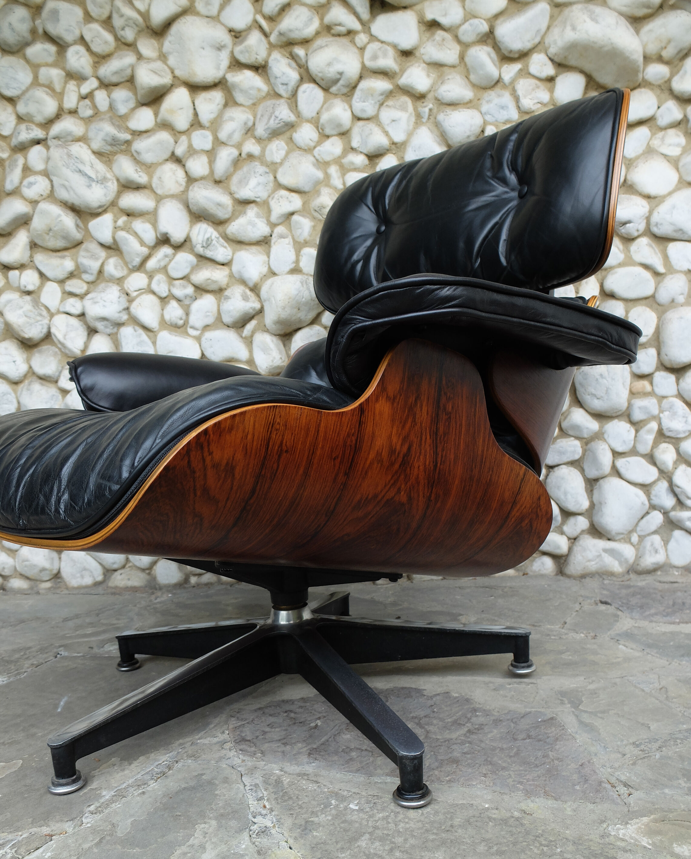 Armchair 670 & ottoman 671 by Charles & Ray Eames for Herman Miller, 1960s
