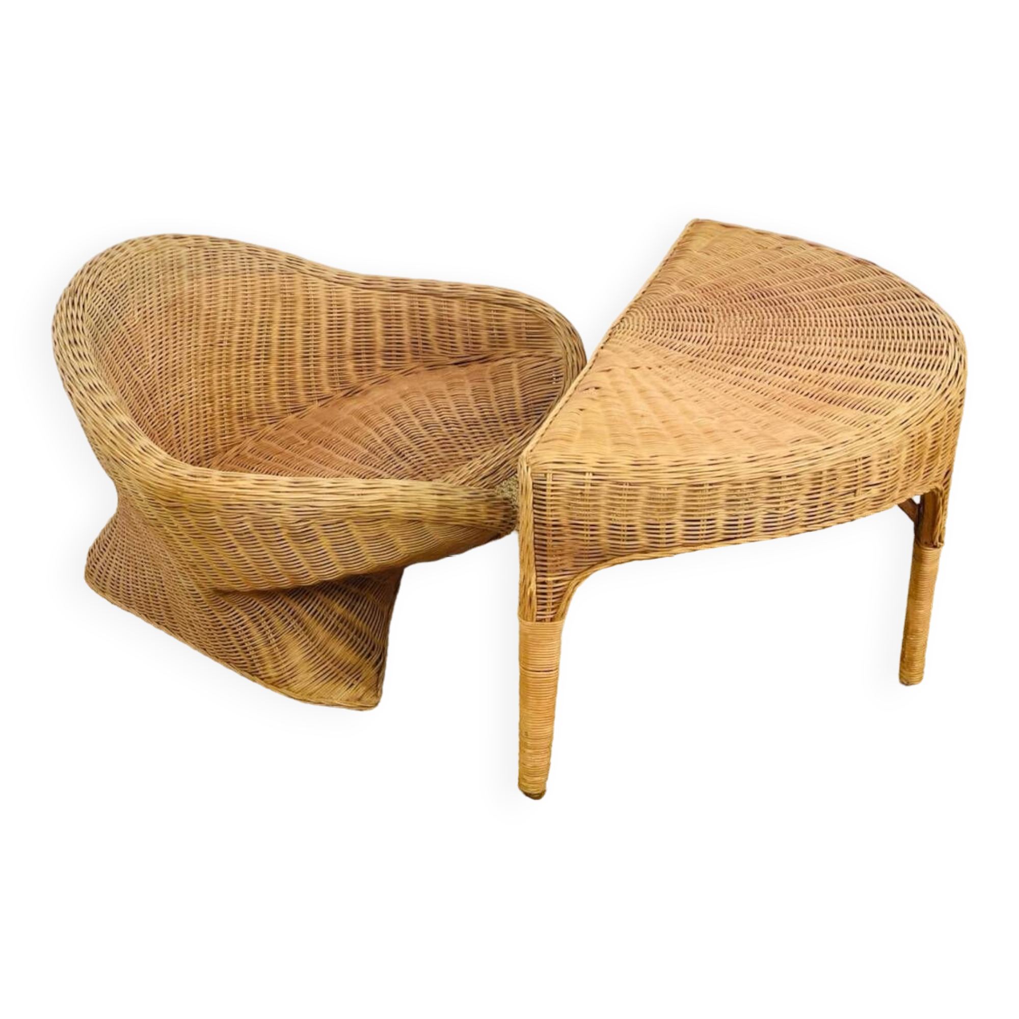 Lotus meditation chair and its rattan table