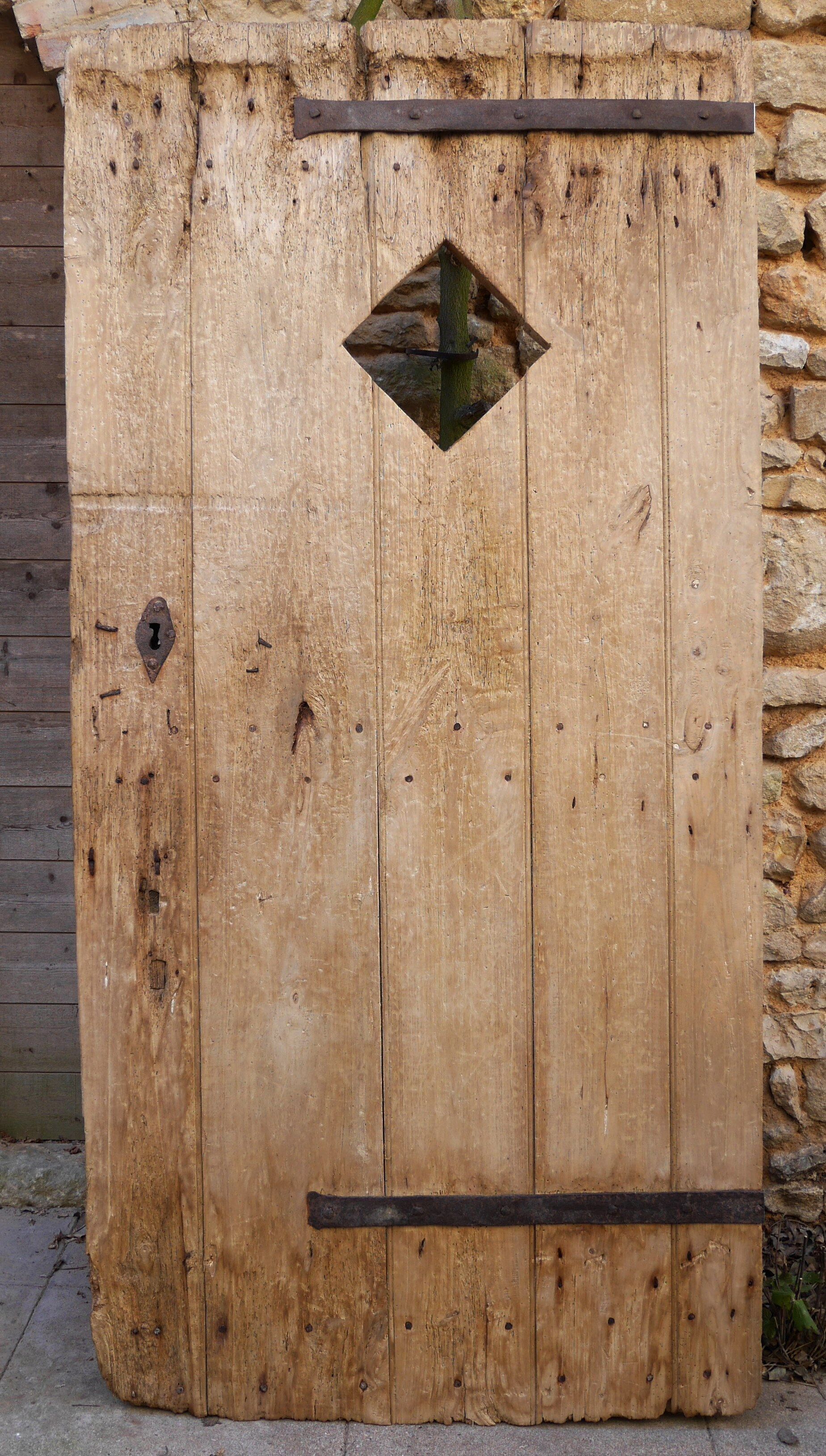 Ancienne porte de ferme cave  bois orme
