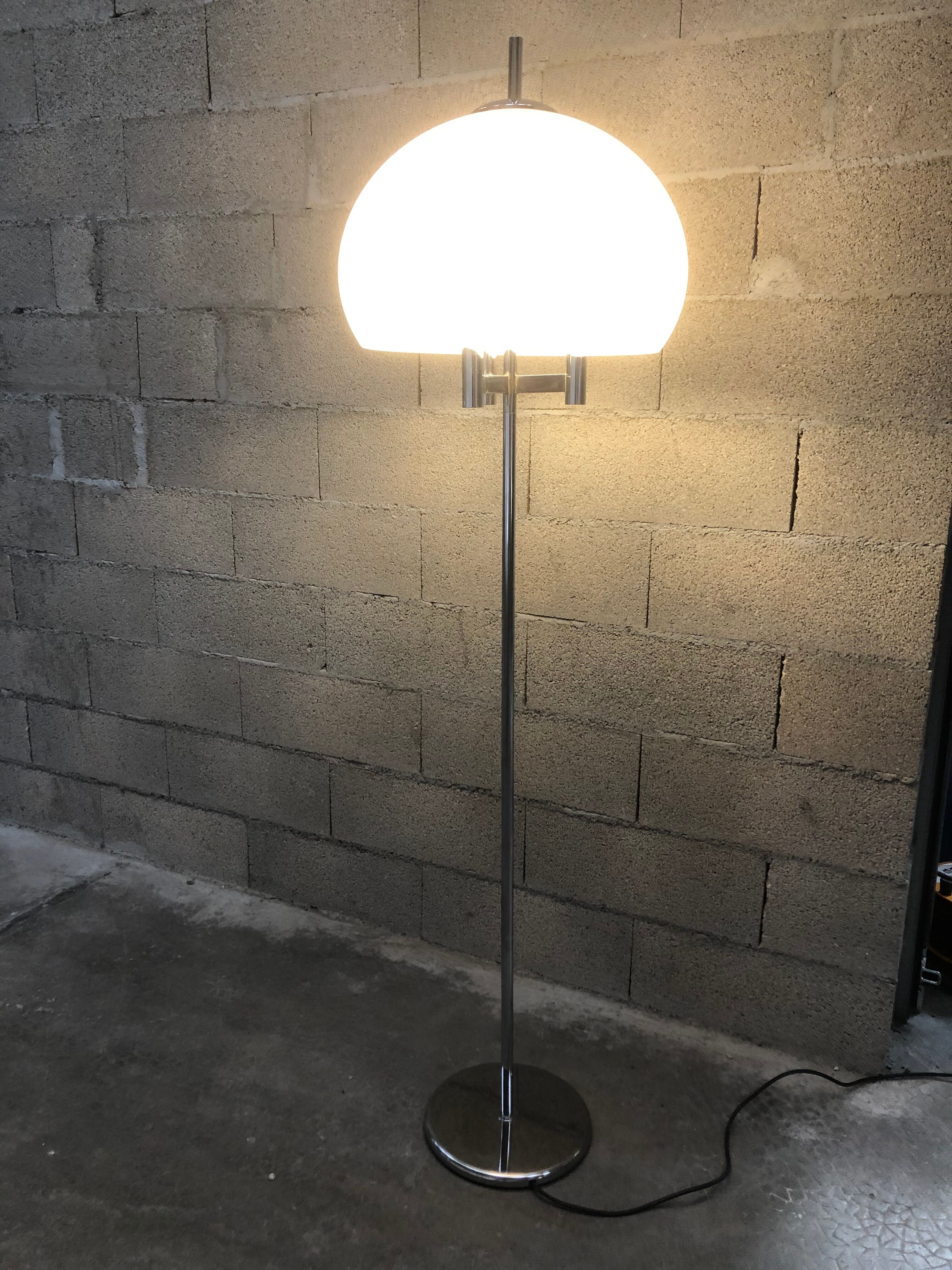 1970s design lamppost