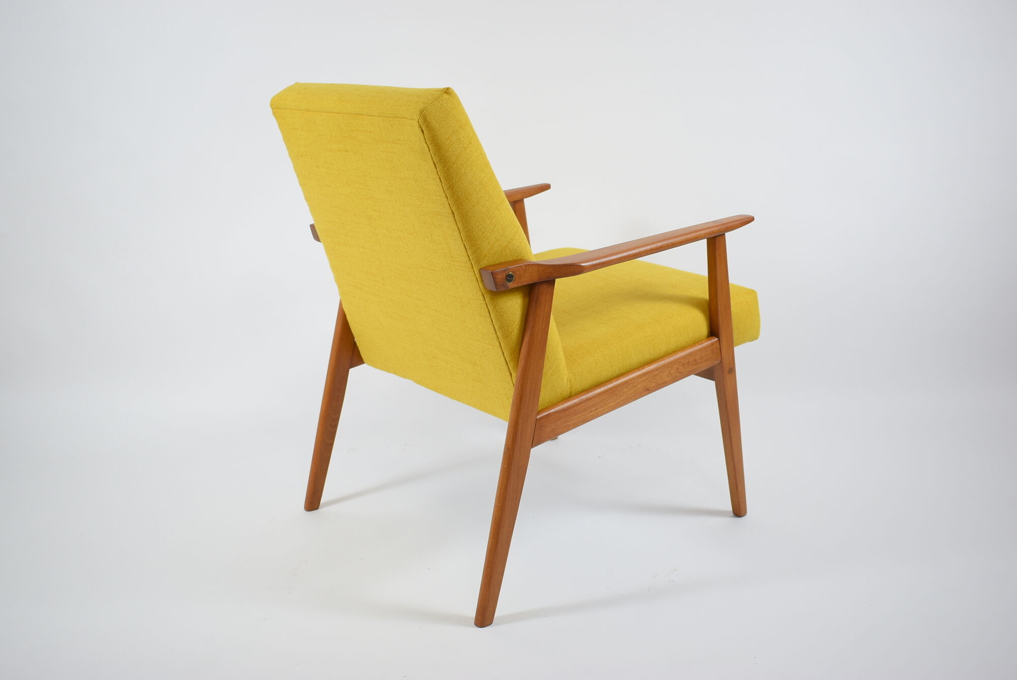 Vintage armchair "snieżnik", fully restored, yellow, 1960s