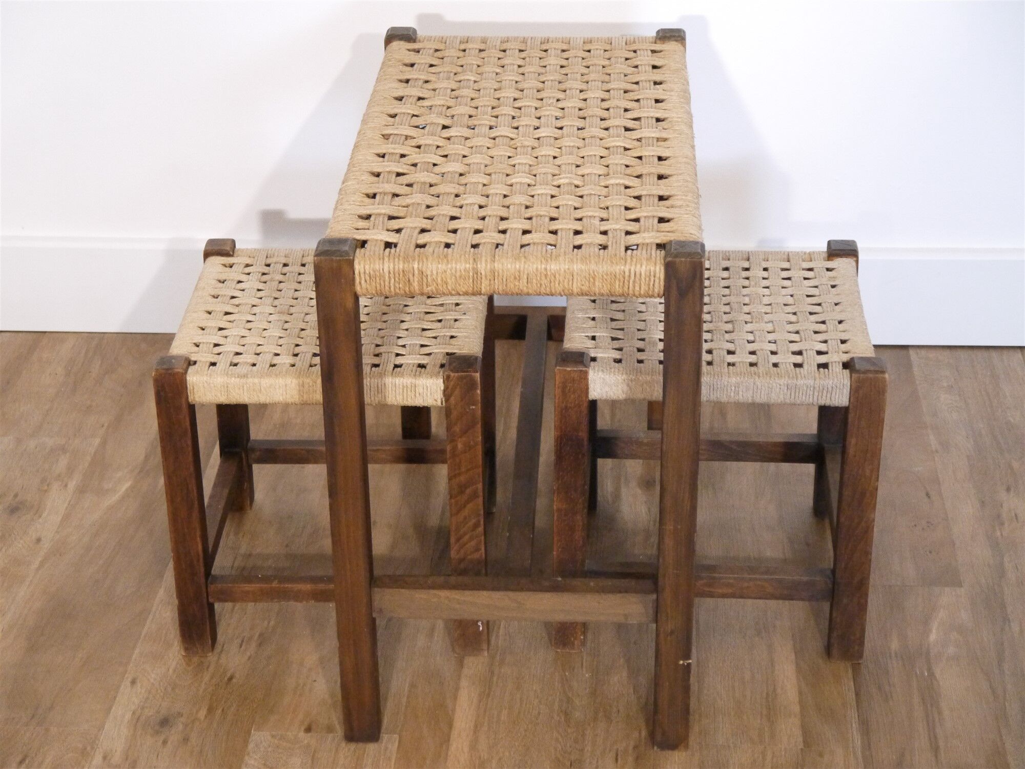 Ensemble de 3 tabourets vintage bois et corde