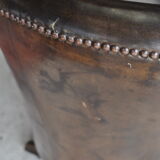Chesterfield-style office chair