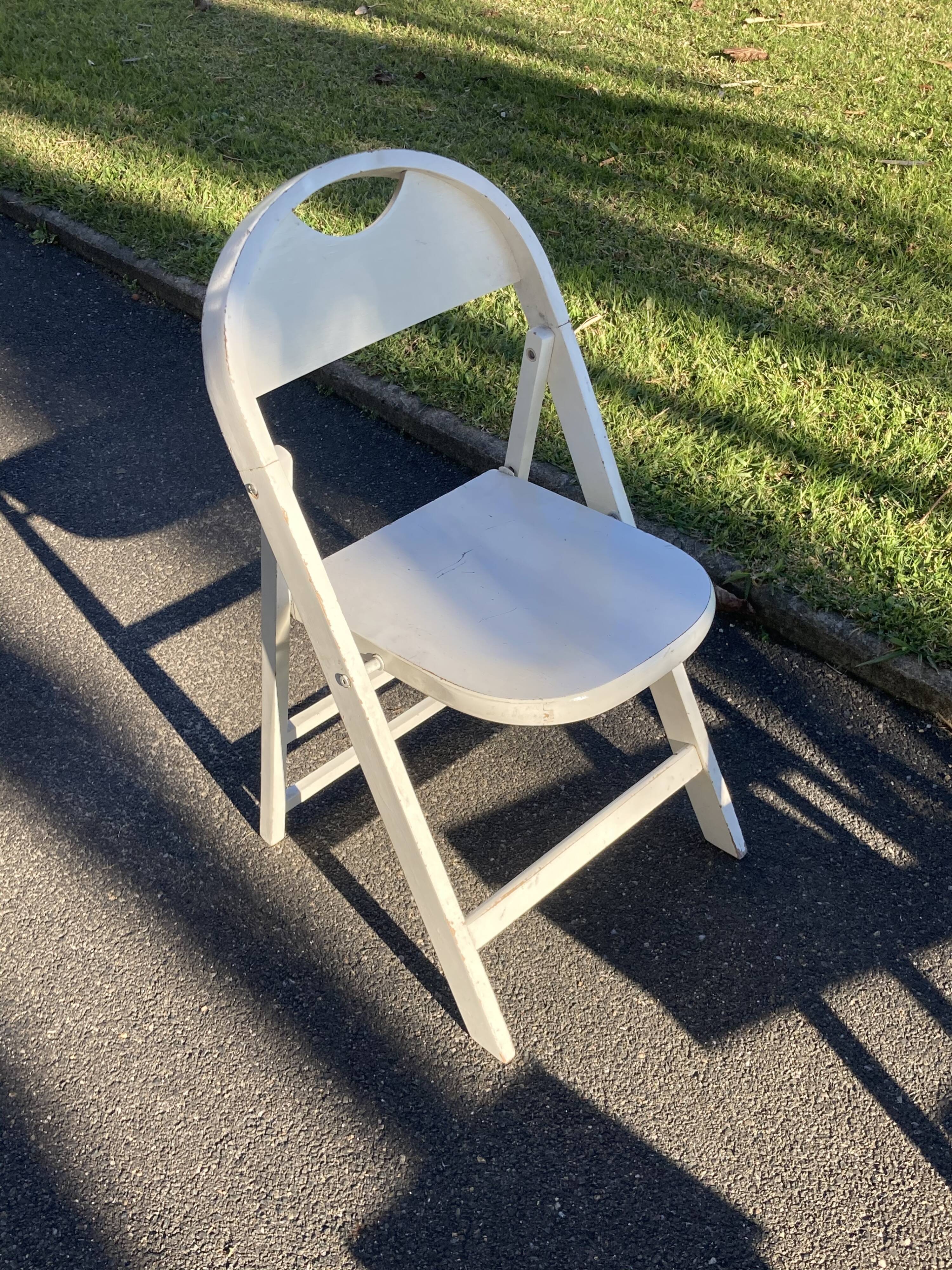 Design folding wooden chair