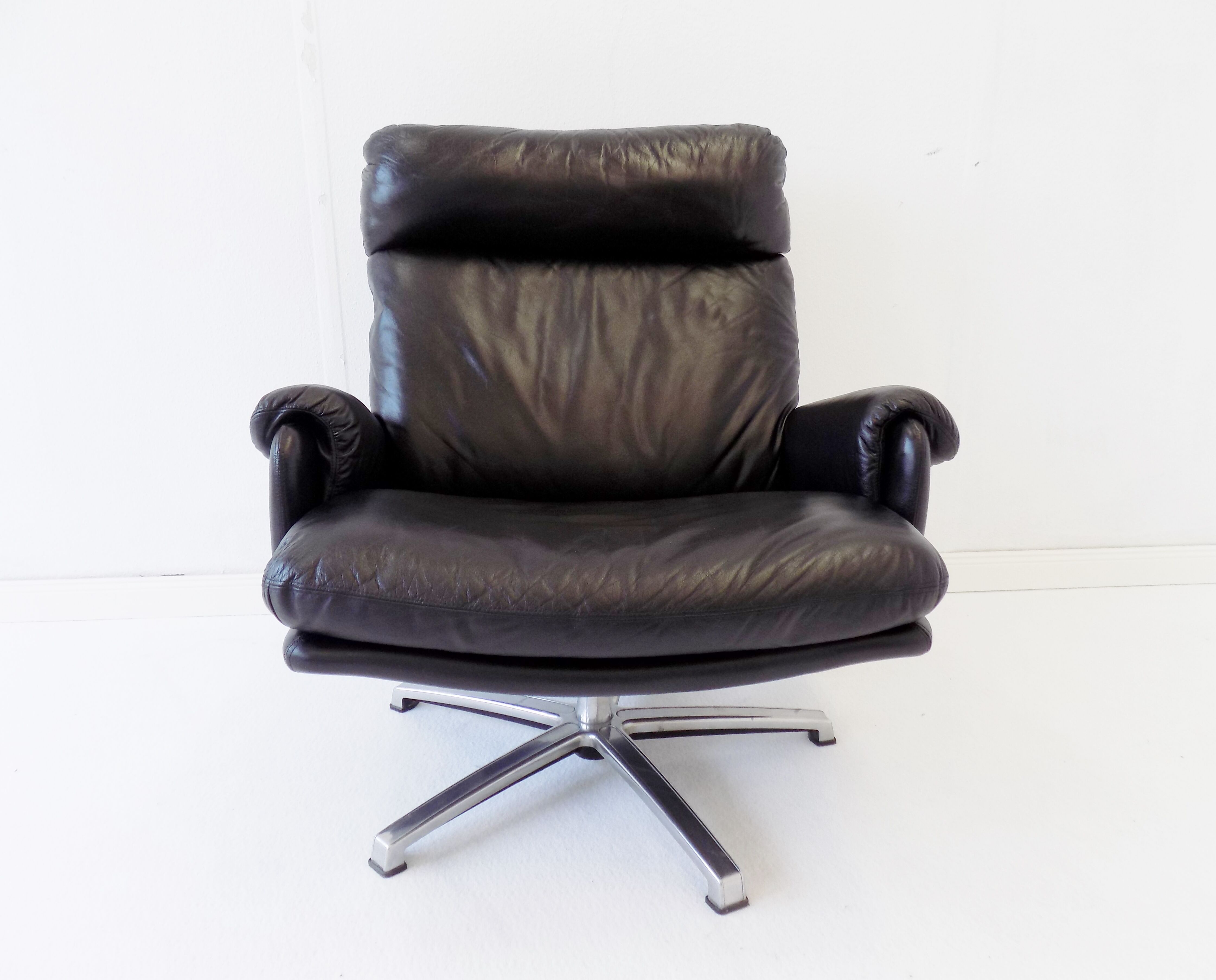 ESA black leather armchair by Werner Langenfeld