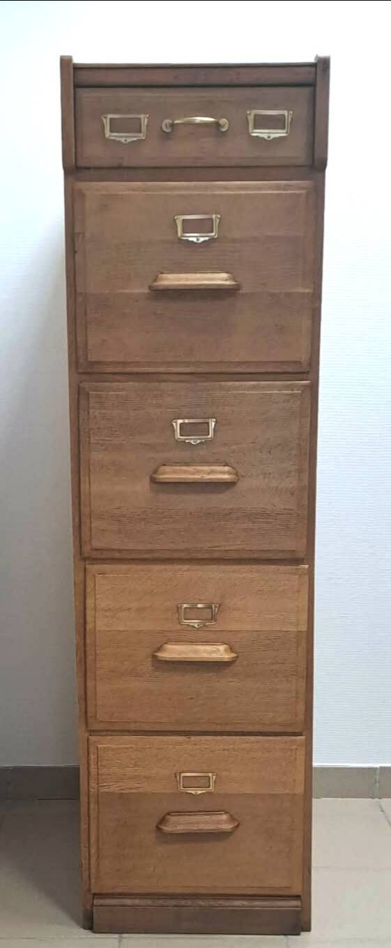 Old oak binder