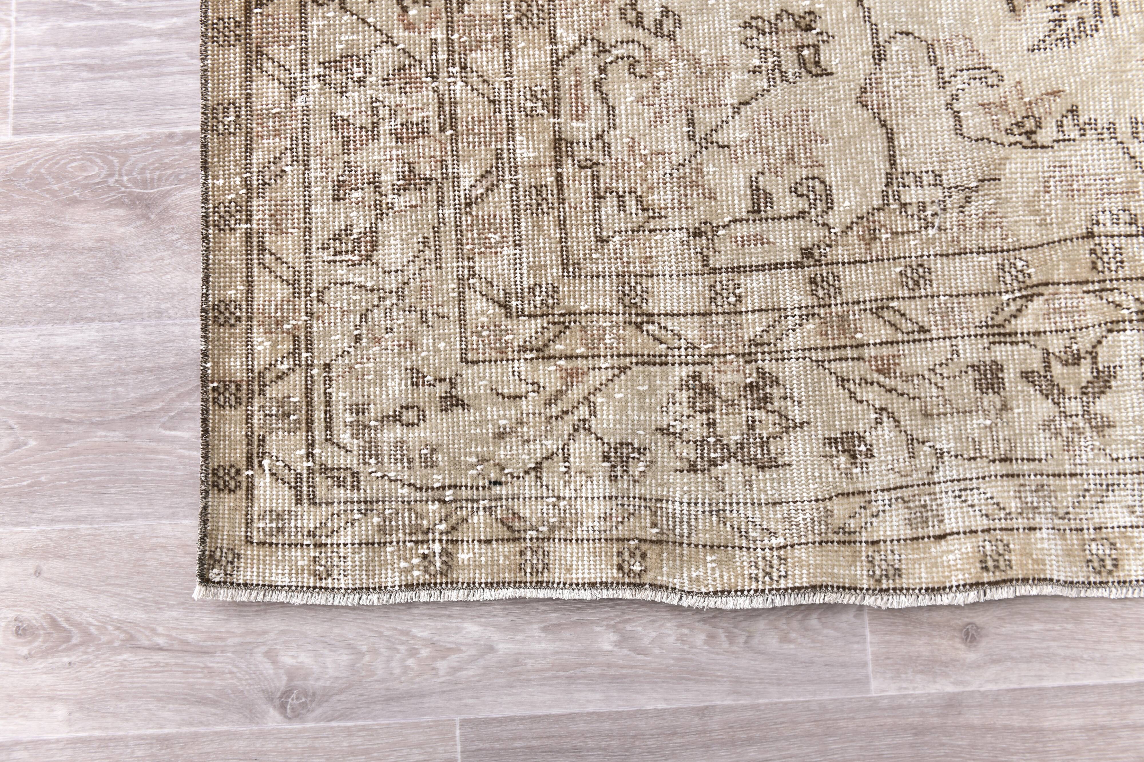 56s Brown & Beige Classic Vintage Rug  195x305Cm