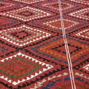Tapis kilim berbère rouge multicolore en laine 100x200cm