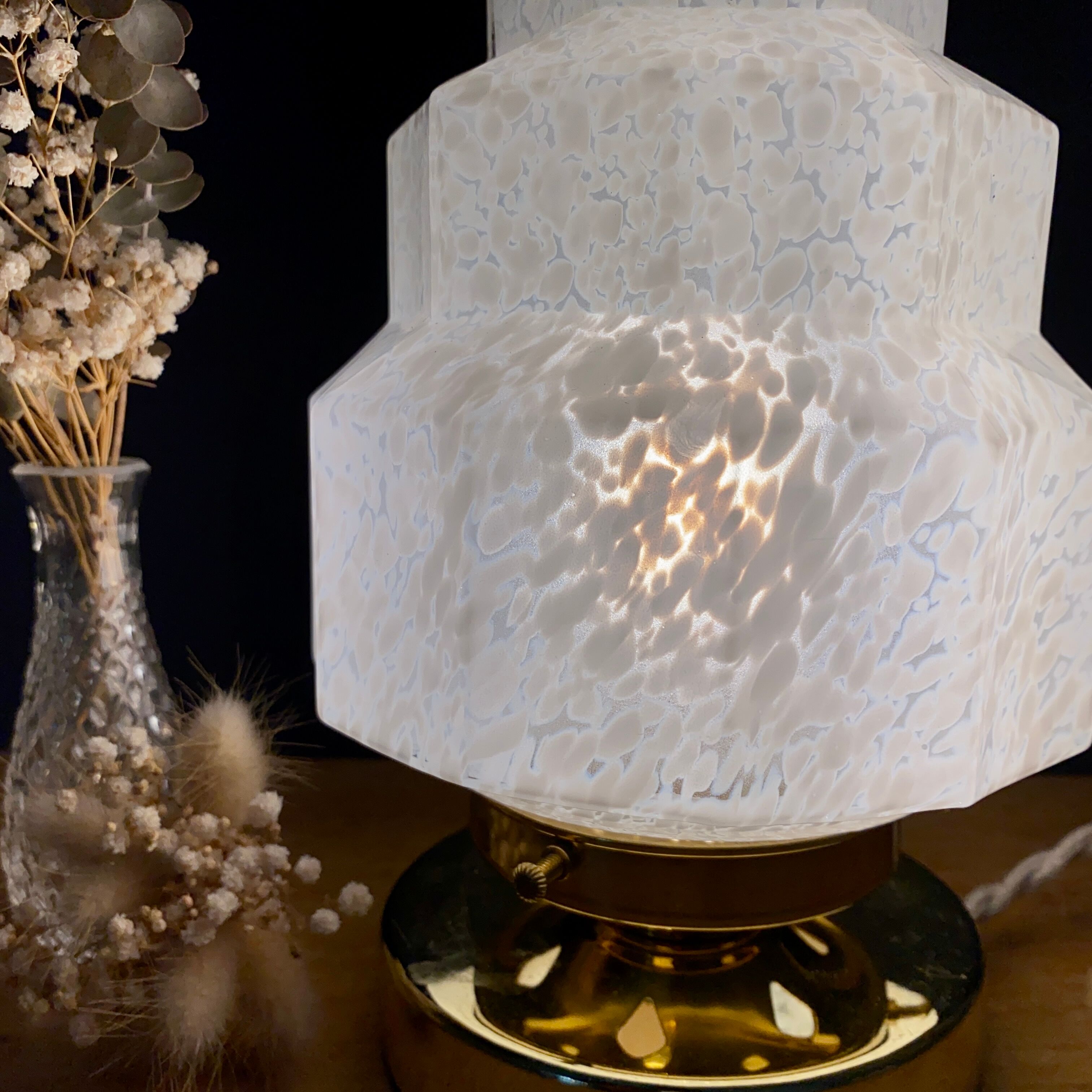 Table lamp vintage globe art deco glass of Clichy white