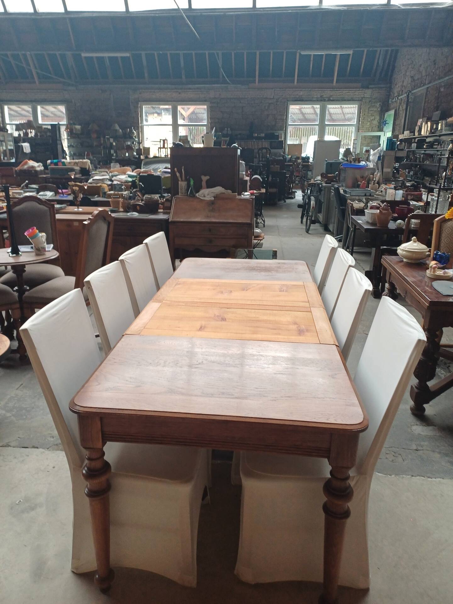 1 table + 6 upholstered chairs