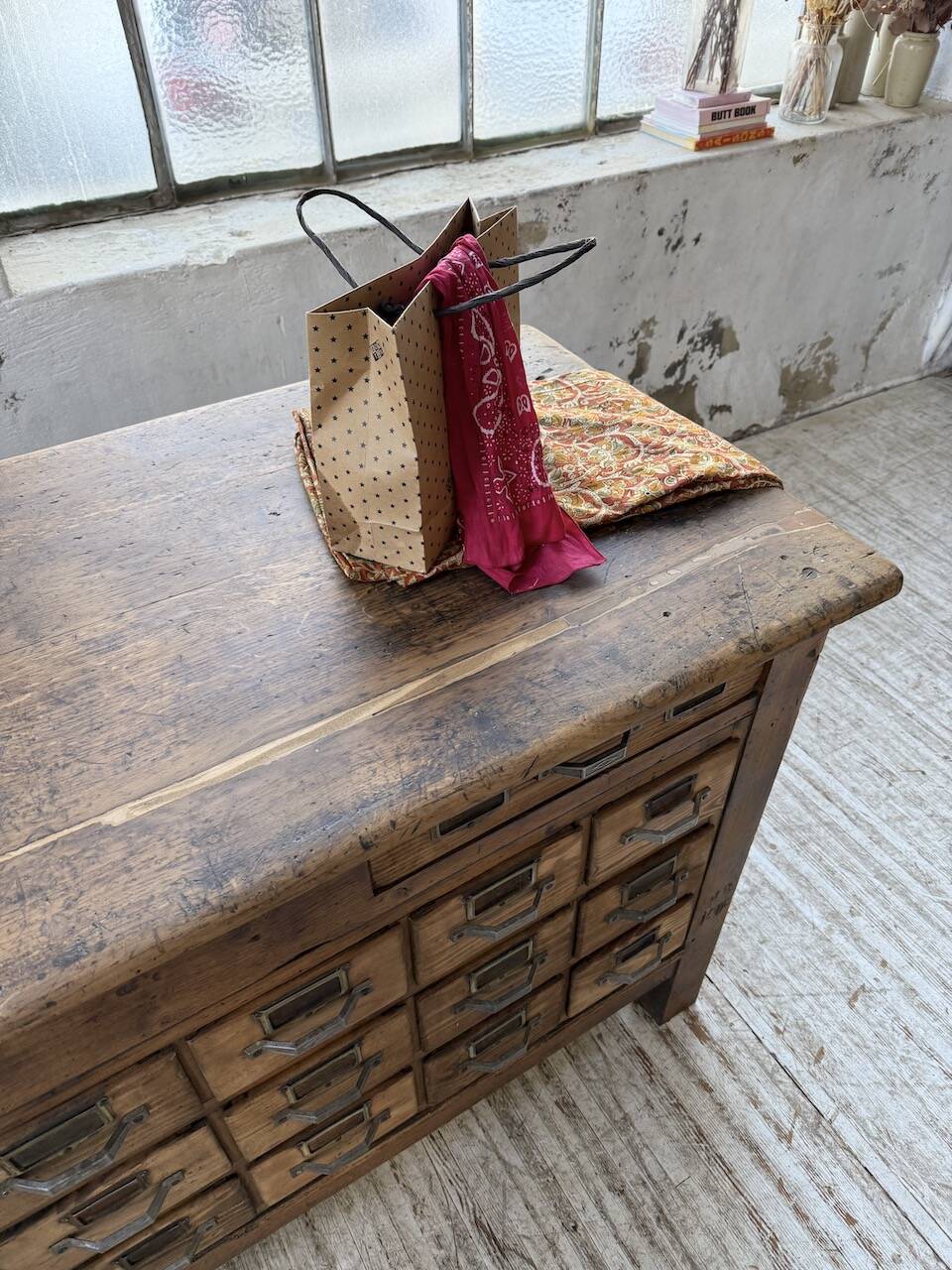Comptoir, îlot central, meuble de métier multi-tiroirs