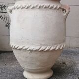 Tamgroute terracotta jar
