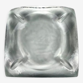 Ashtray in thick pleated glass