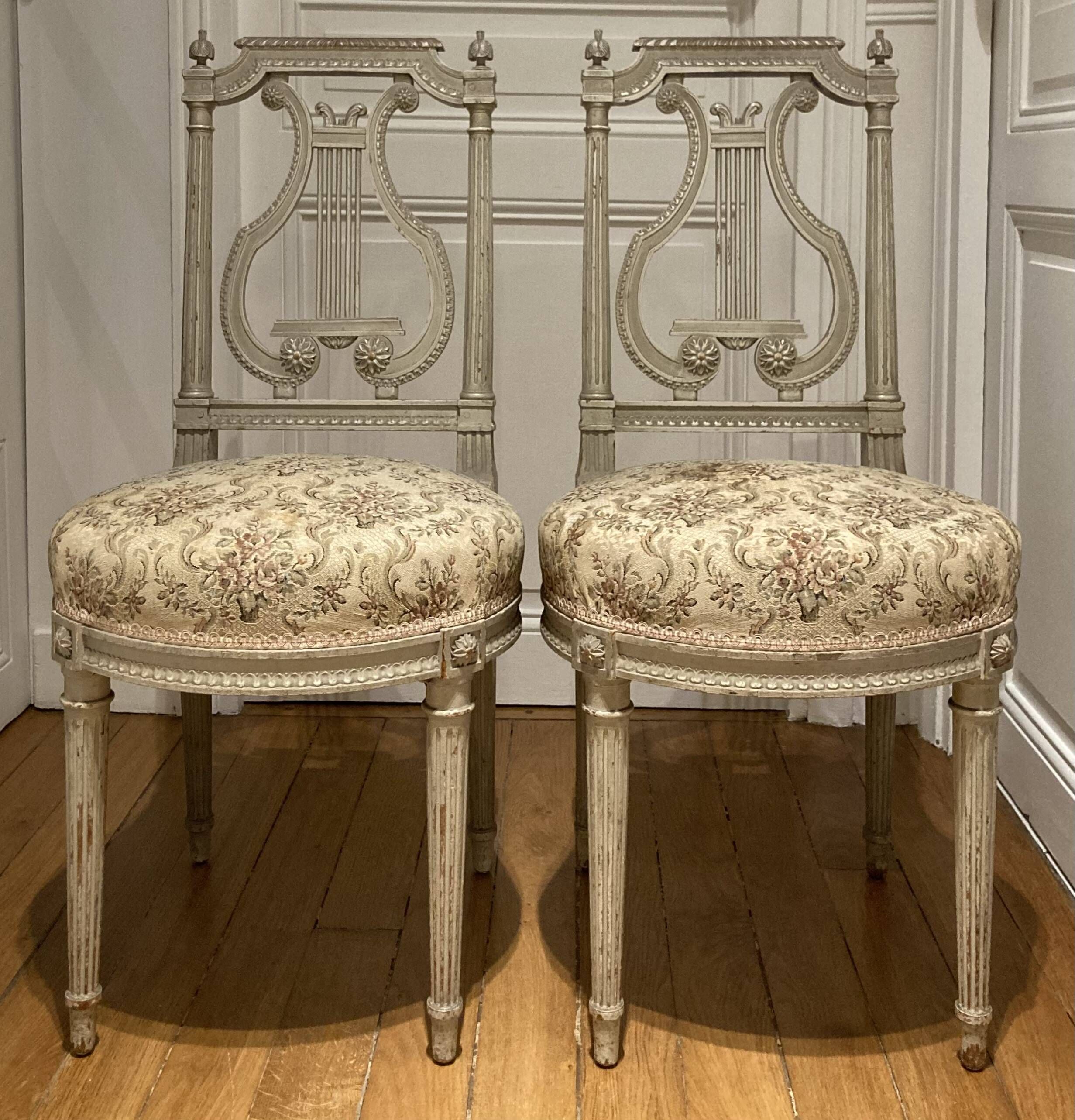 Pair of chairs, lyre back, based on a model by Jacob, Louis XVI style.