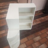 Étagère d'angle en bois blanc ancienne