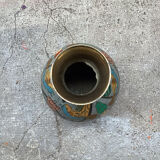 Vase boule en laiton émaillé ancien