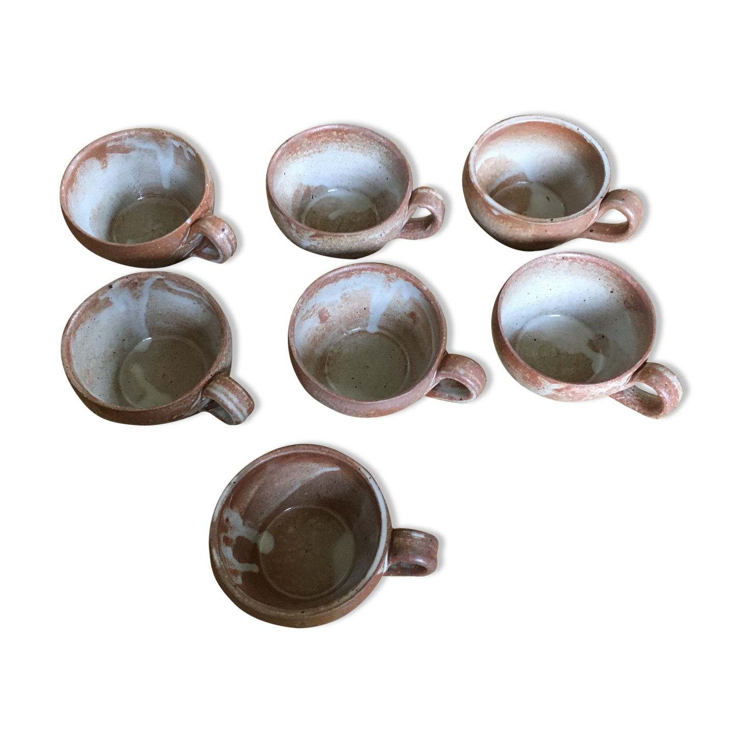 Series of 9 cups of sandstone