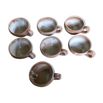 Series of 9 cups of sandstone