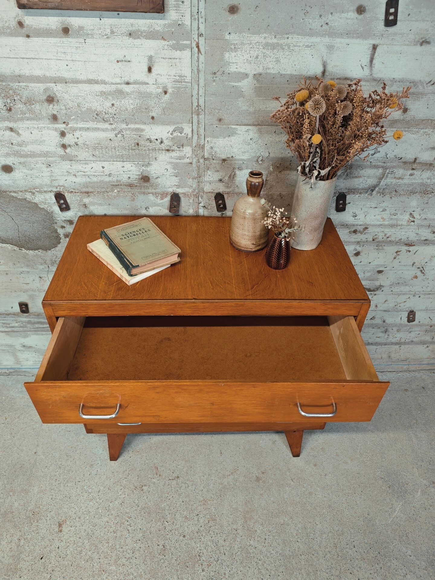Vintage chest of drawers