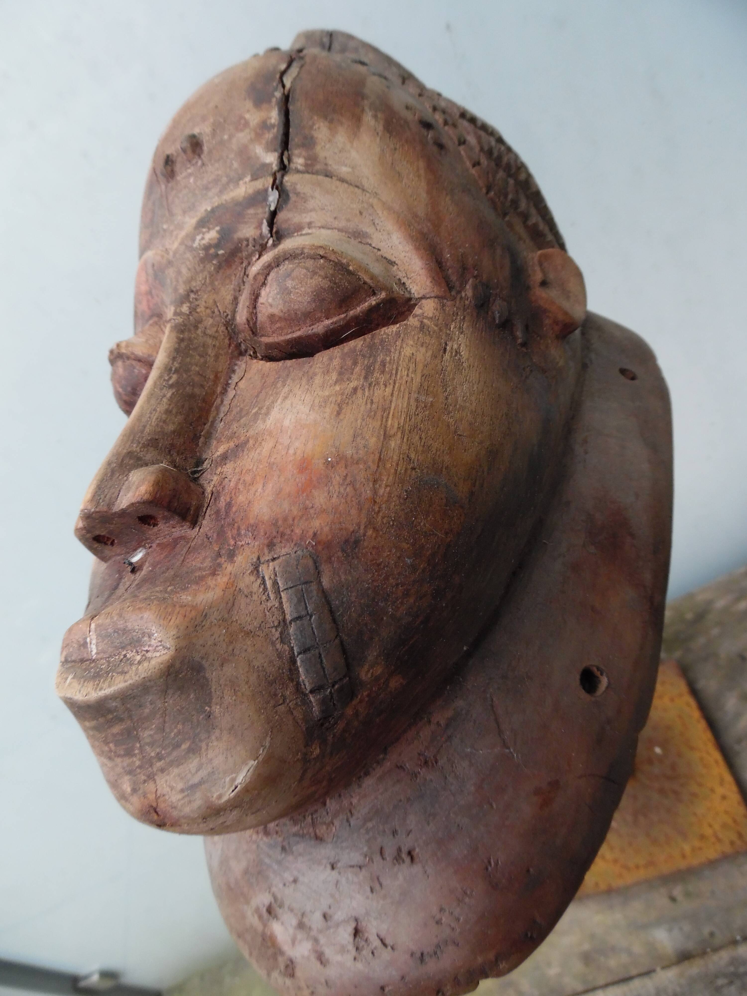 Baoulé wooden mask from Ivory Coast