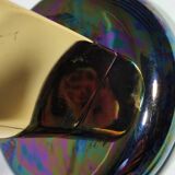 Aplique de pared iridiscente. España, 1980s.