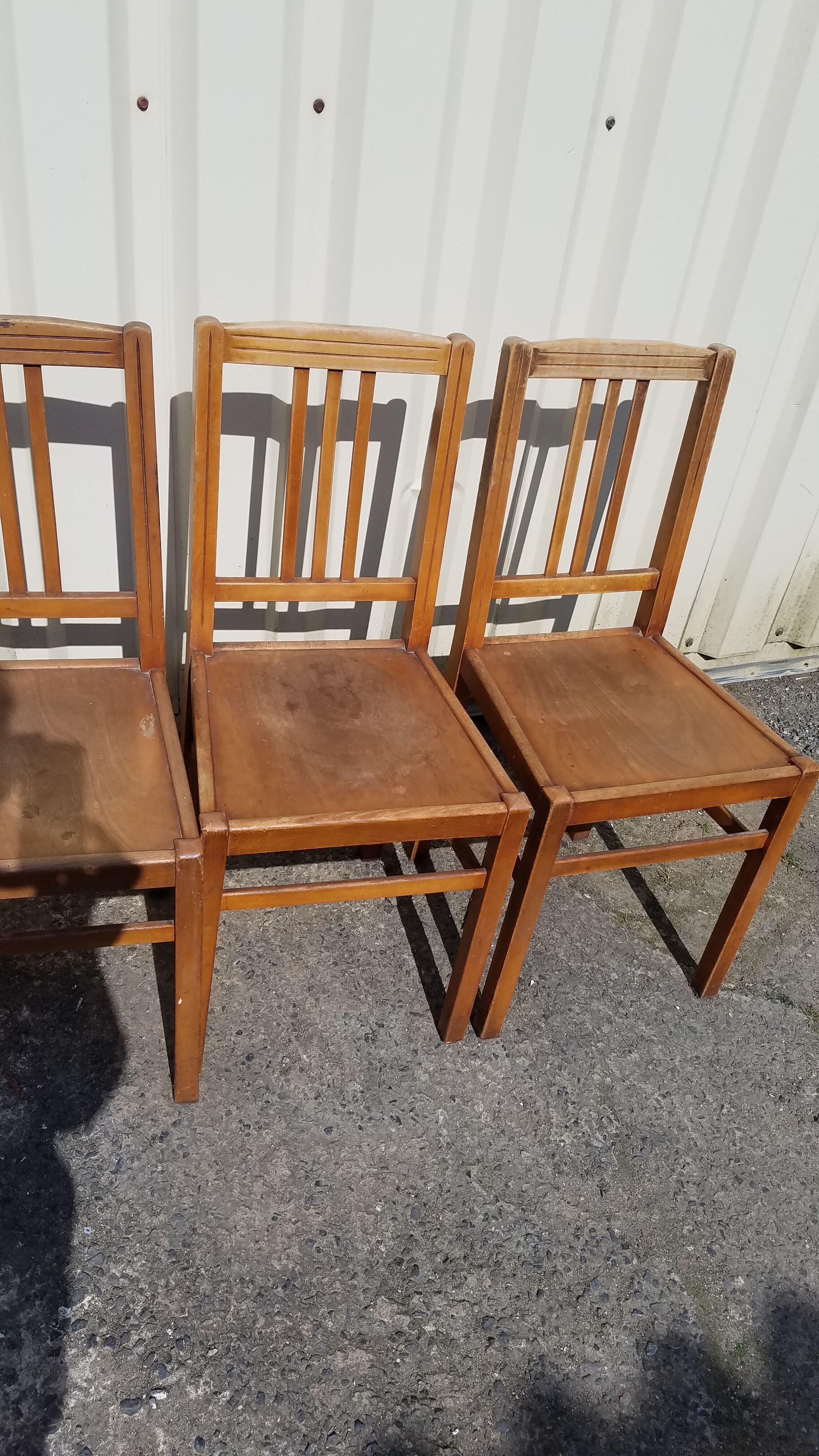 Set de 4 chaises bistrot ELF indislocables