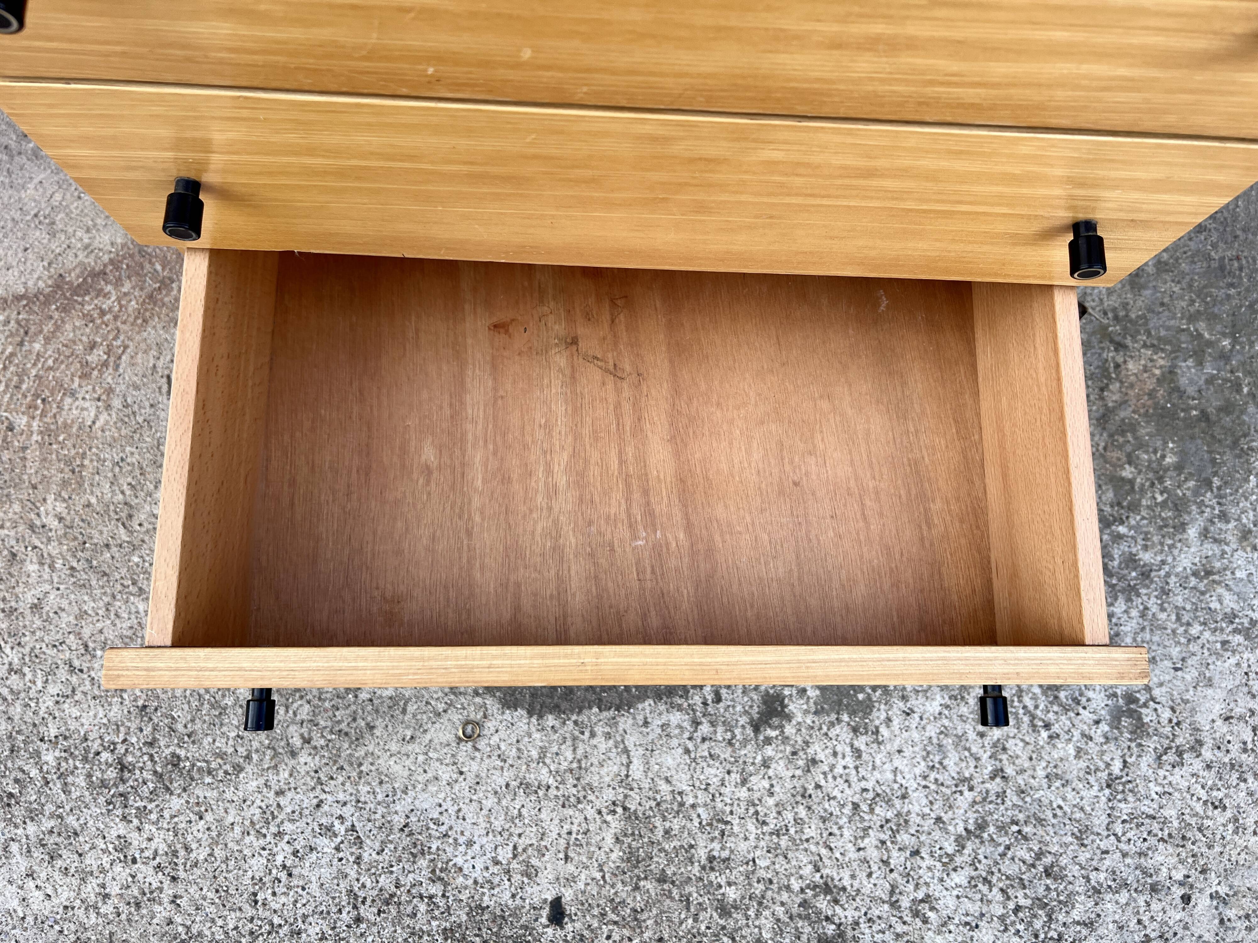 Vintage chest of drawers metal feet