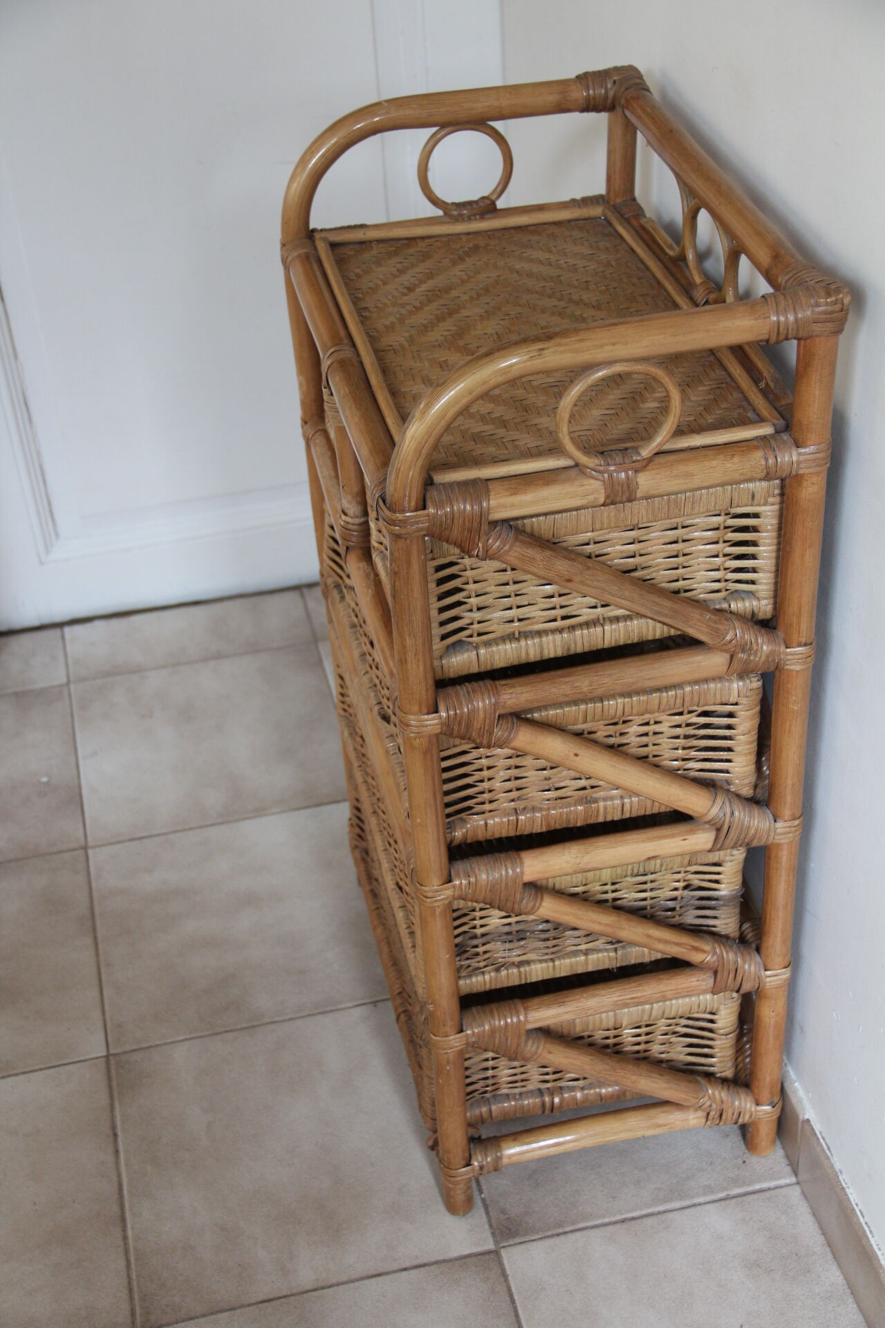Small bamboo furniture and wicker drawers