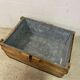 Coffre industriel vintage en bois