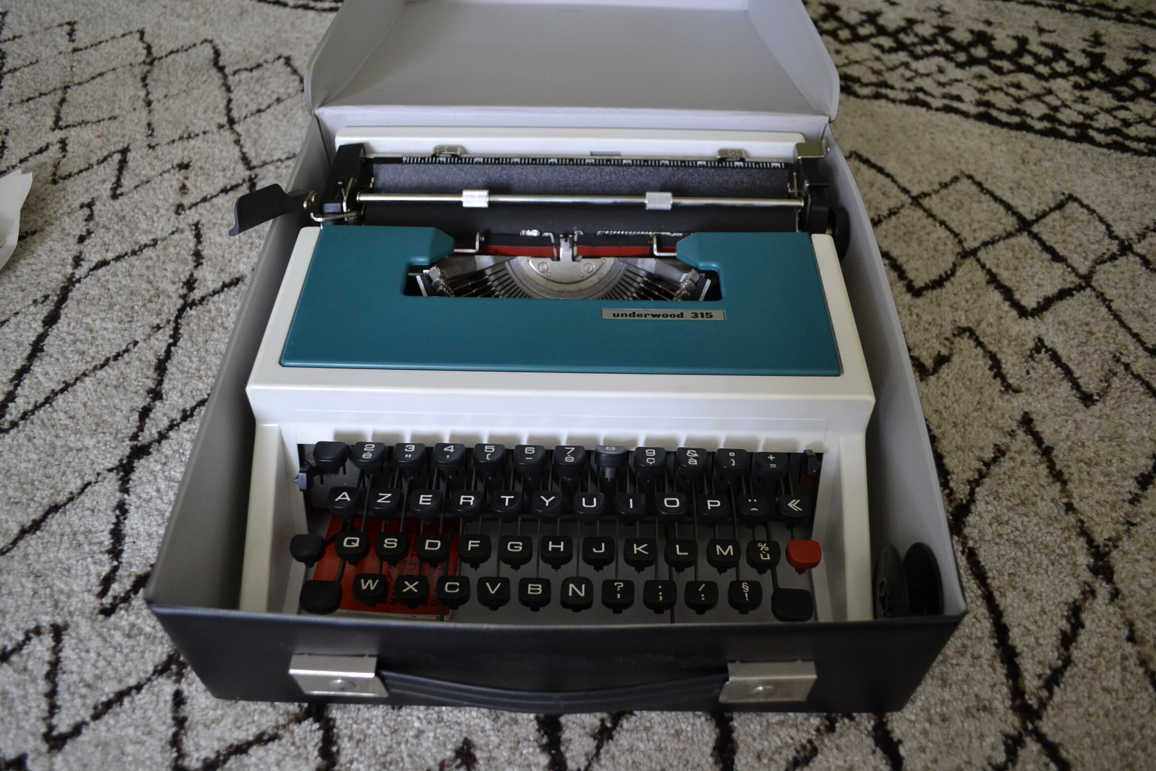 Underwood's 315 portable typewriter