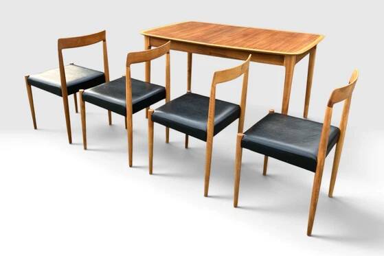 Extendable vintage Lübke table with 4 Lübke teak chairs