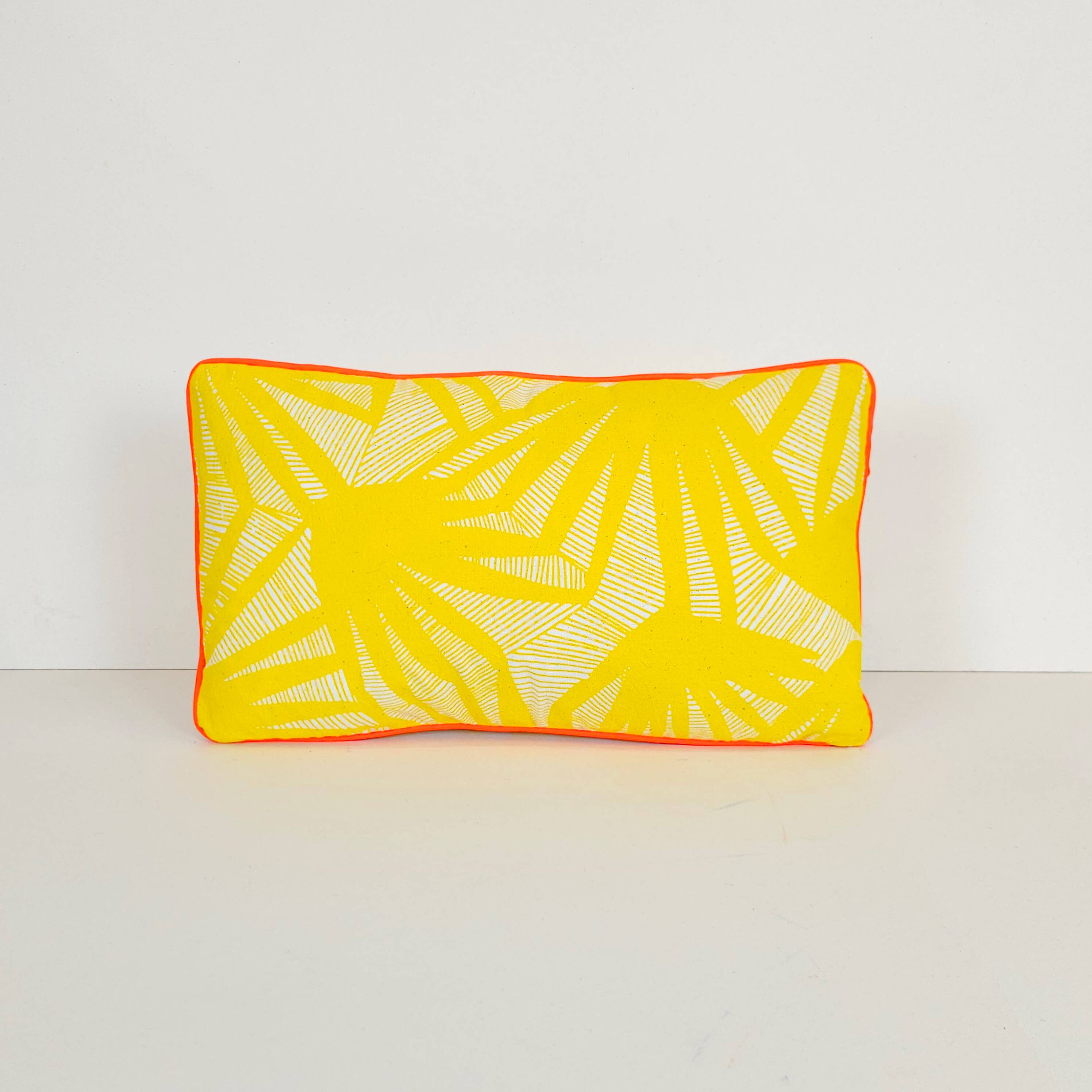 Coussin sérigraphié à la main