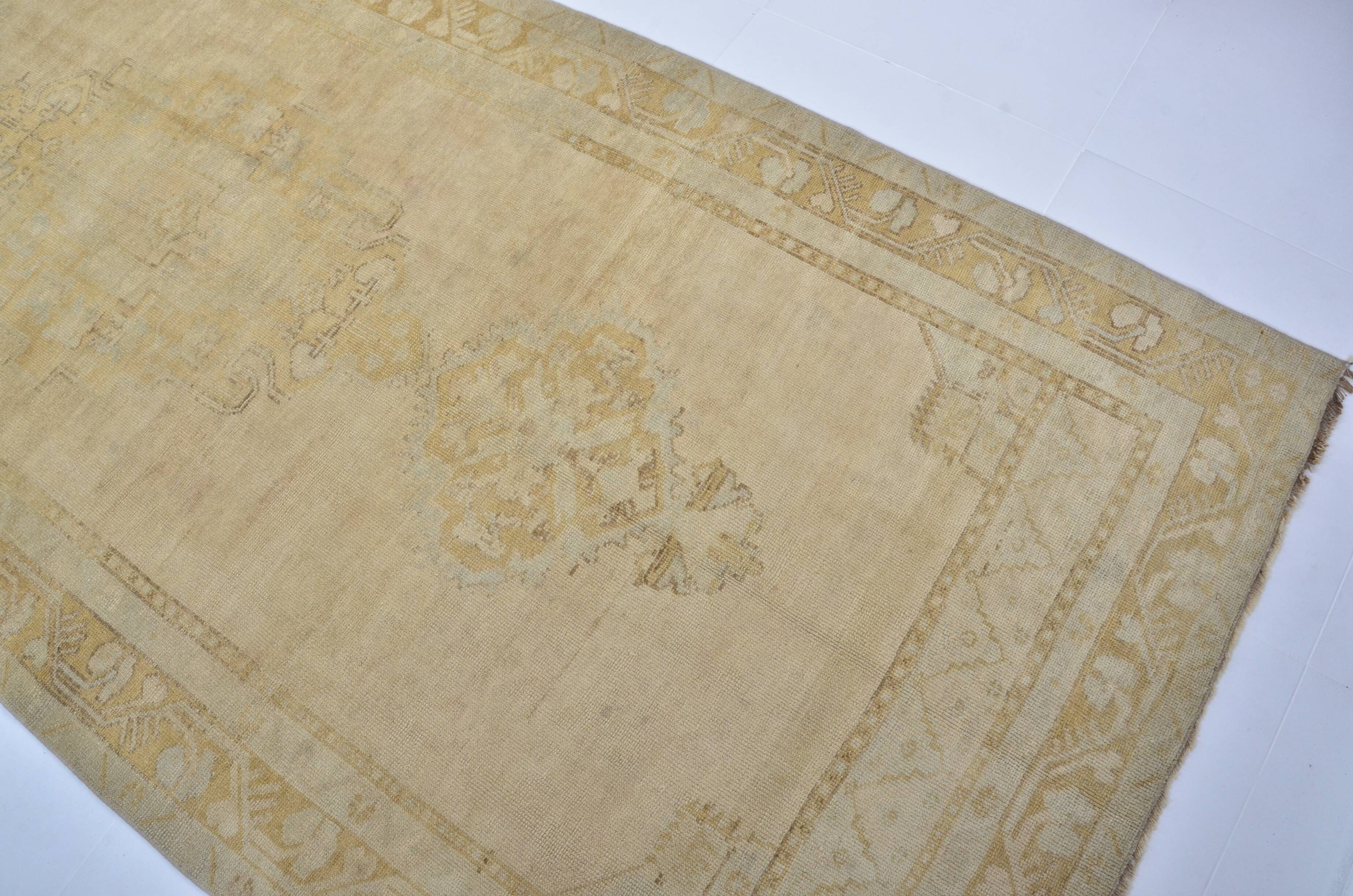 Oushak Anatolian Floor Carpet sku 3207