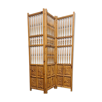 Paravent en bois sculpté vintage