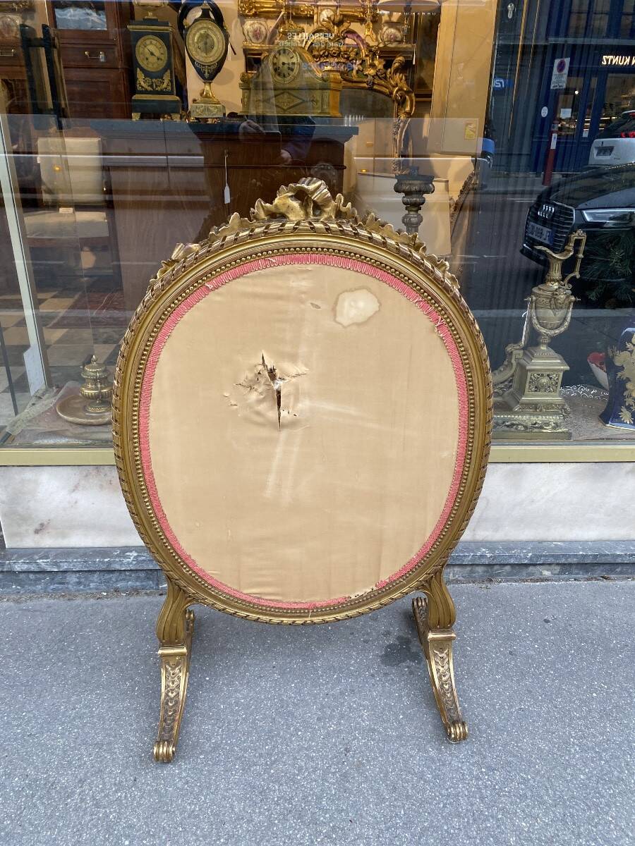 Gilded wooden screen and Napoleon III floral tapestry