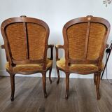 Paire de fauteuils cabriolets de style Louis XV