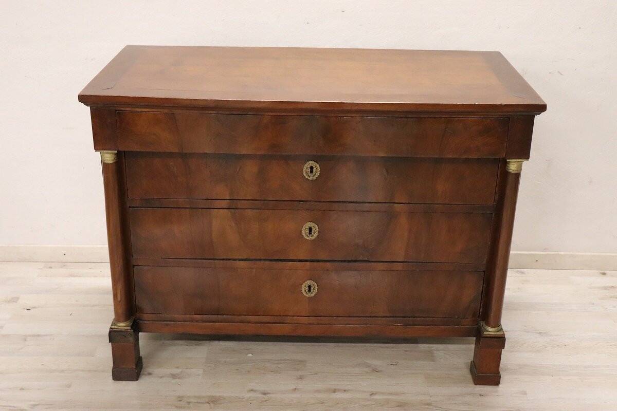 Commode antique Empire en noyer, Italie, début du XIXe siècle