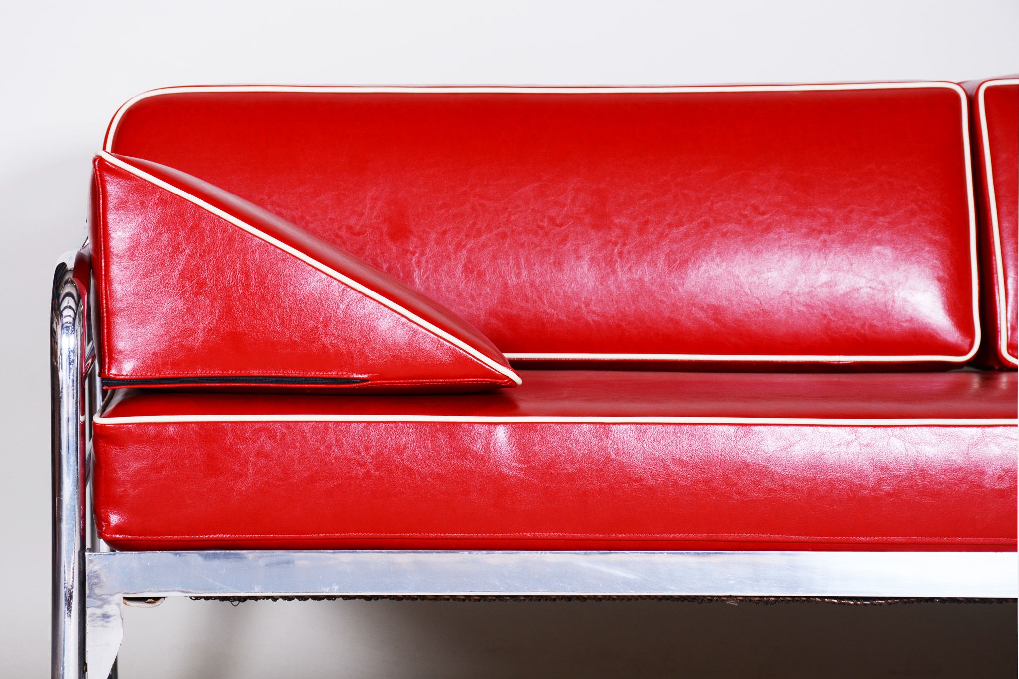 Red leather sofa by Hynekk Gottwald 1930