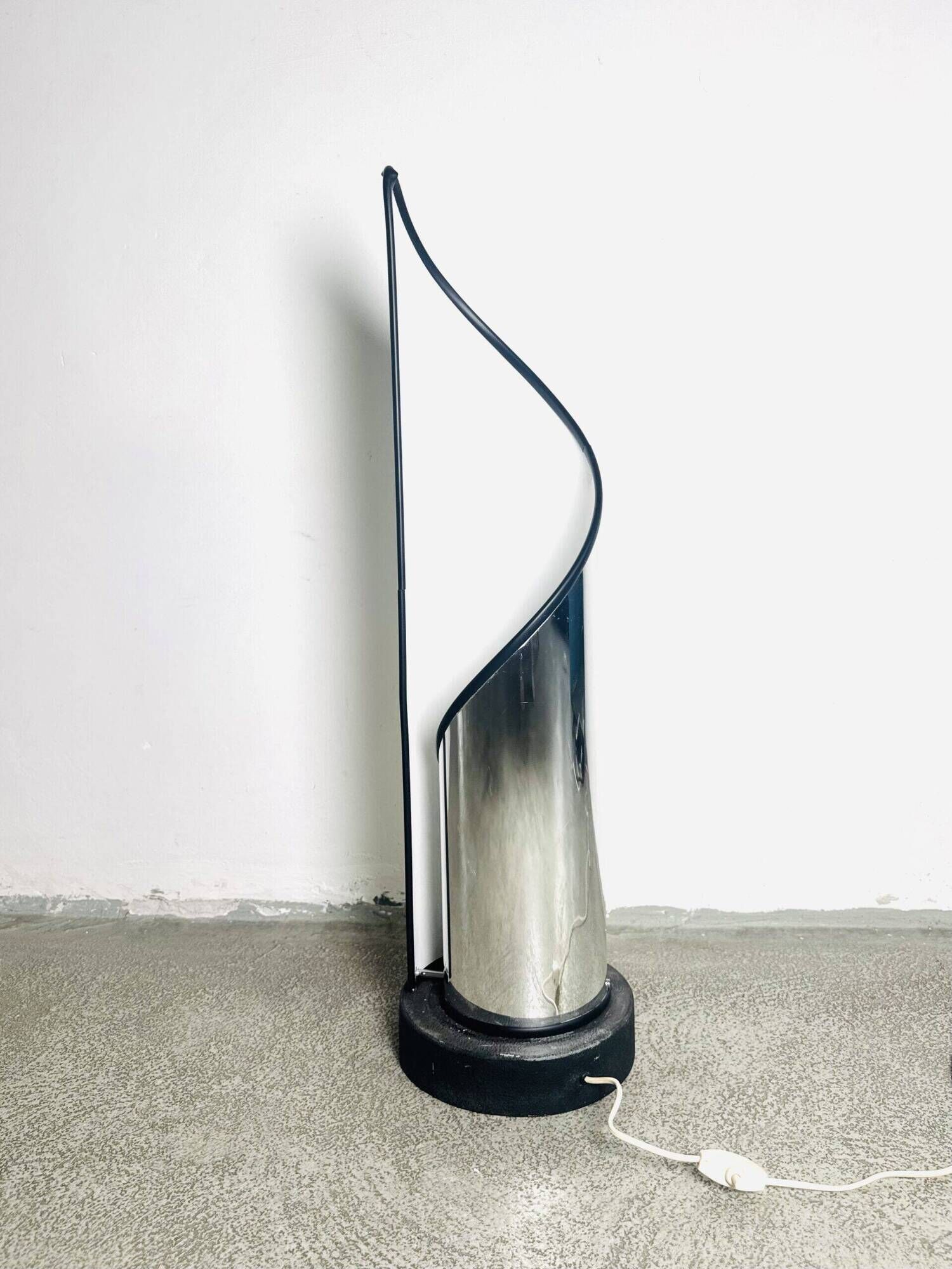 Sculptural Detrobus Table Or Floor Lamp In Curved Steel By Stilnovo, Italy 1970S