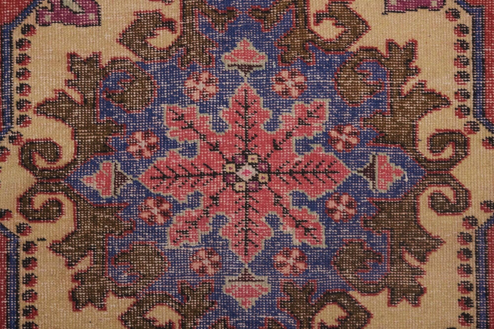 Vintage Turkish handmade rug 137x222 cm