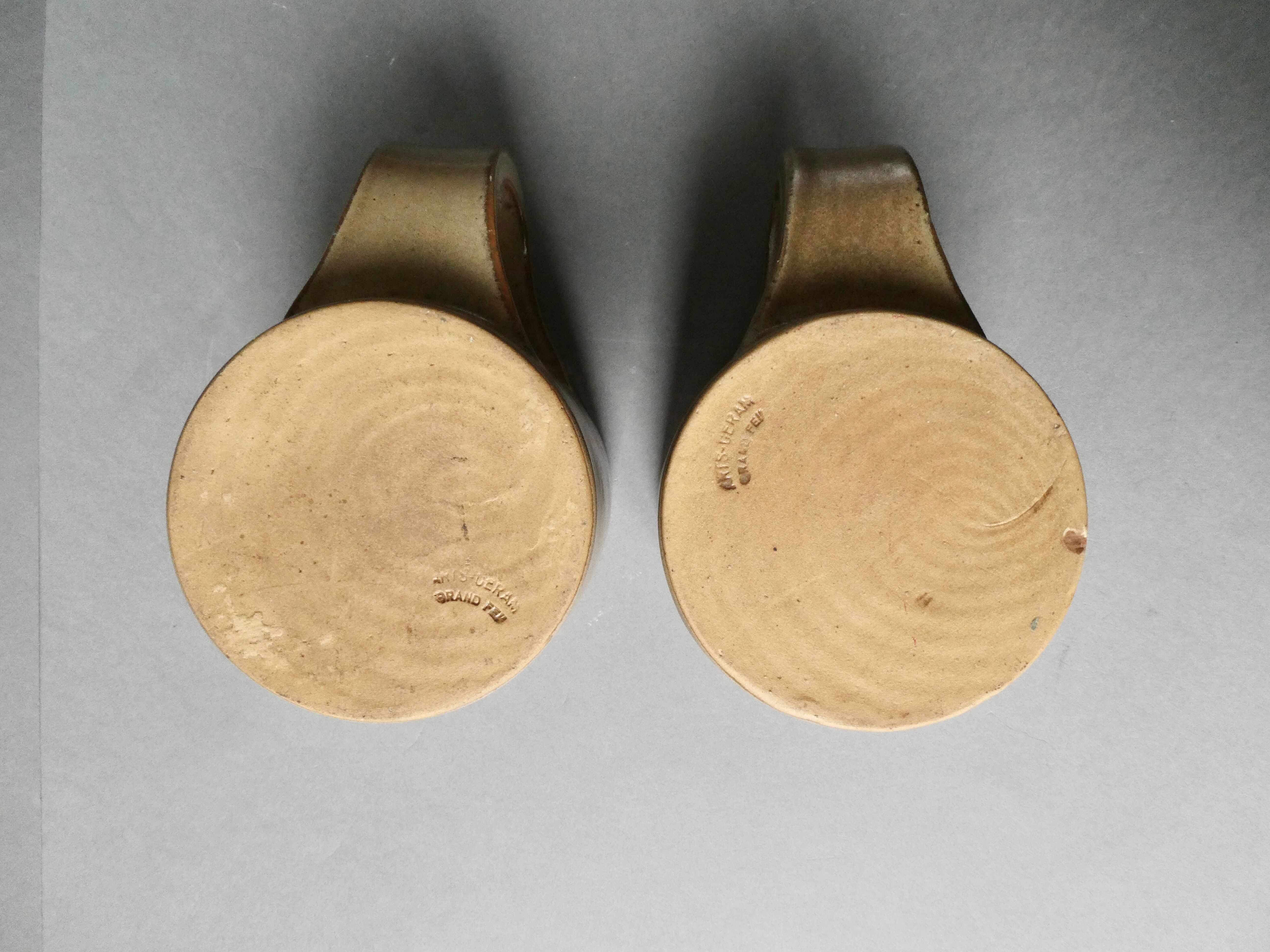 2 stoneware mugs Arts Ceram Grands fires, Puisaye sandstone